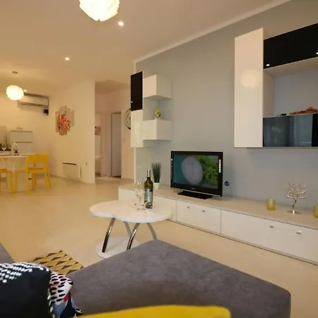 Feriehus Melisa 5 By Interhome *