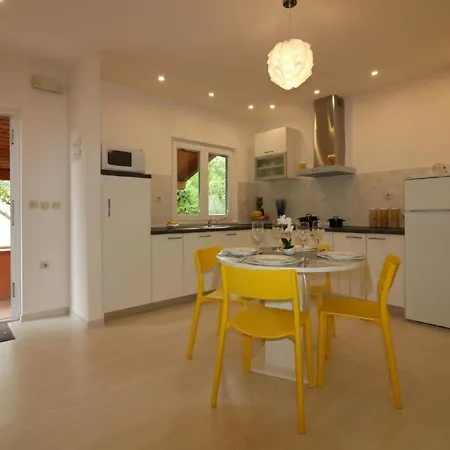 Melisa 5 By Interhome Feriehus